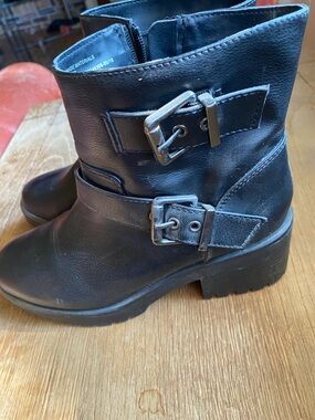 Women's Black Motorcycle Boots with Buckle Straps